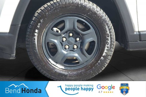 Used 2017 Jeep Compass Sport w/ Tech Group image 11