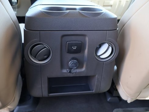 Used 2016 Ford F250 Lariat w/ Lariat Interior Package image 14