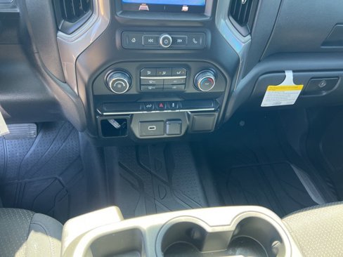 Used 2020 Chevrolet Silverado 1500 Custom w/ Custom Value Package image 11