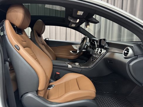 Used 2019 Mercedes-Benz C 300 4MATIC Coupe image 7