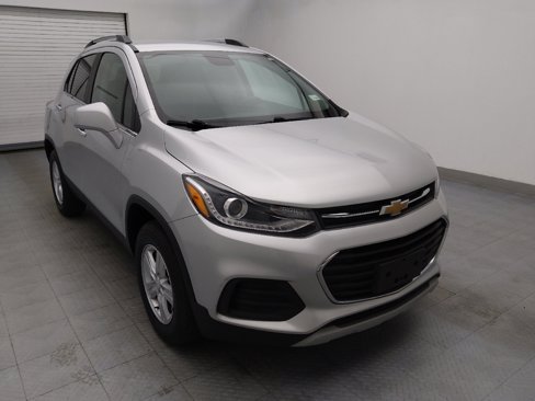 Used 2019 Chevrolet Trax LT w/ LT Convenience Package image 13