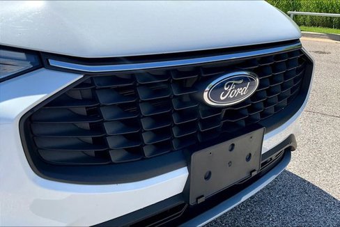 Used 2023 Ford Escape Active image 29