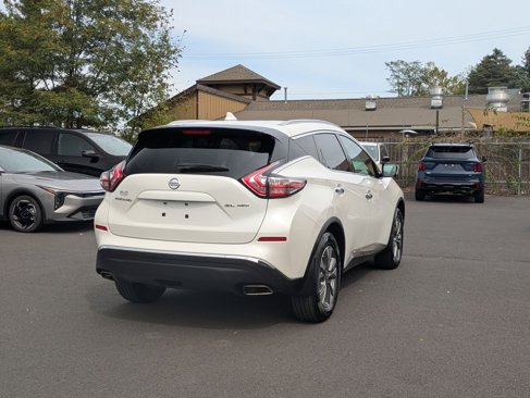 Used 2018 Nissan Murano SL w/ Moonroof Package image 4