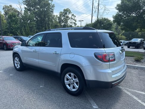 Used 2014 GMC Acadia SLE image 5