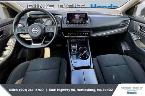 Used 2024 Nissan Rogue S image 13