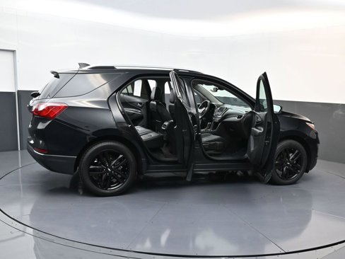 Used 2020 Chevrolet Equinox LT w/ Midnight Edition image 28