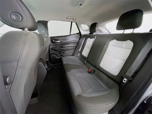 Certified 2025 Chevrolet Trax LS image 25