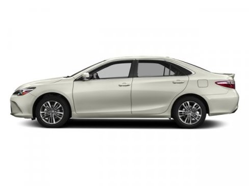 Used 2017 Toyota Camry SE image 3