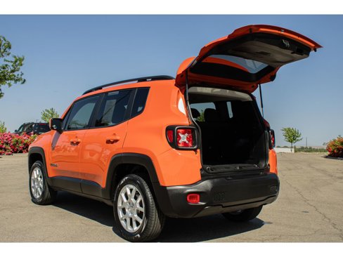 Used 2020 Jeep Renegade Latitude image 7
