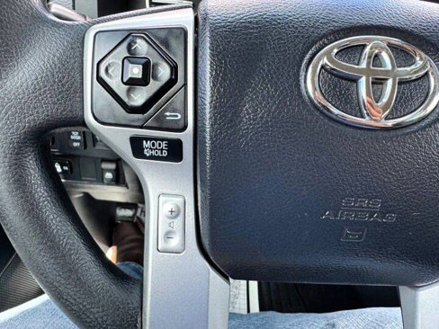 Used 2017 Toyota Tundra SR5 w/ SR5 Upgrade Package image 21