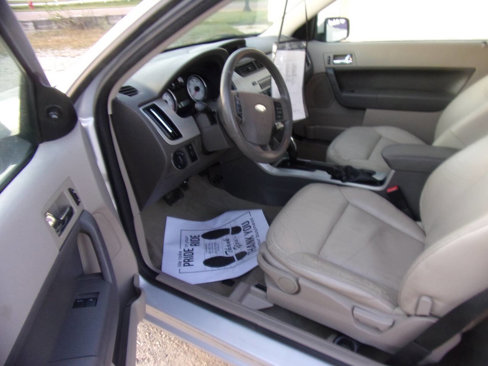 Used 2008 Ford Focus SES image 3
