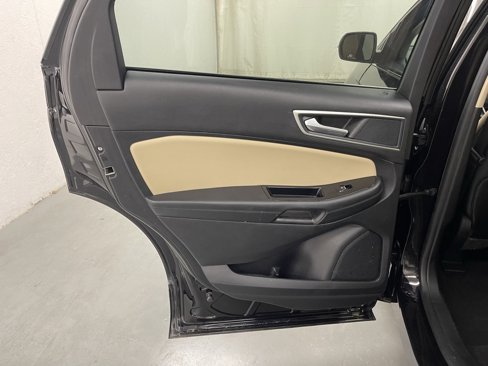 Used 2019 Ford Edge SEL w/ Equipment Group 201A image 15