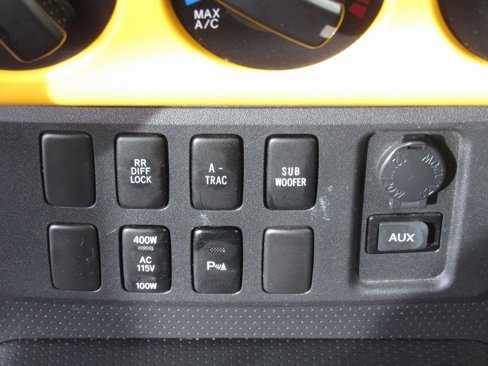 Used 2007 Toyota FJ Cruiser 4WD image 22