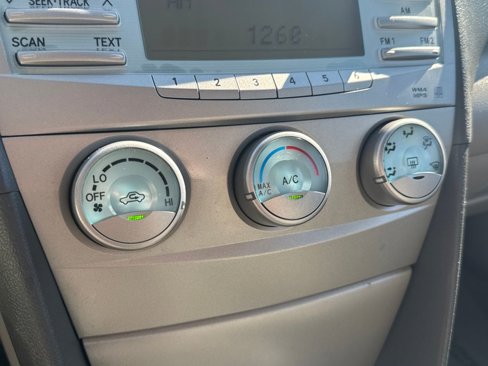 Used 2009 Toyota Camry LE image 21