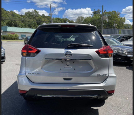 Used 2017 Nissan Rogue Sport SL w/ SL Premium Package image 16