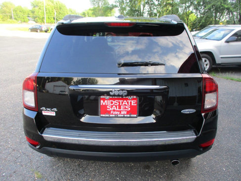Used 2017 Jeep Compass High Altitude image 7