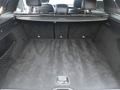 Used 2022 Mercedes-Benz GLC 300 image 27