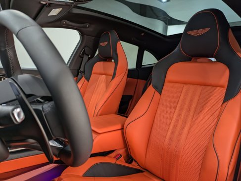 New 2025 Aston Martin DBX 707 image 12
