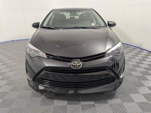 Used 2019 Toyota Corolla XLE image 21