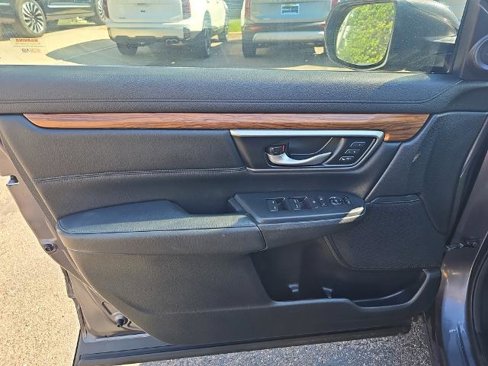 Used 2022 Honda CR-V Touring image 18