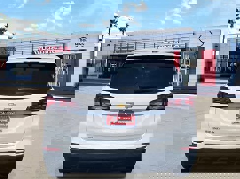Used 2024 Chevrolet Equinox LS w/ LS Convenience Package image 5
