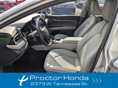 Used 2023 Toyota Camry SE image 23