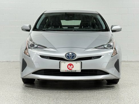 Used 2017 Toyota Prius One image 3