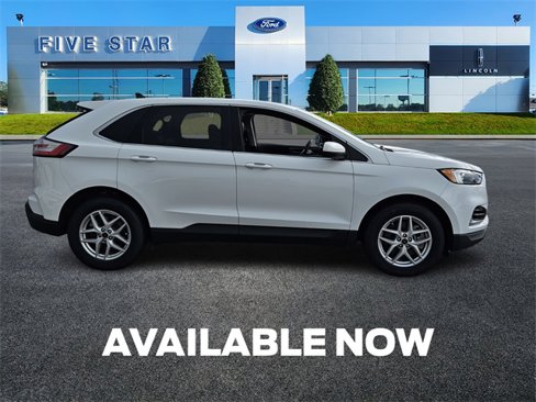 Used 2023 Ford Edge SEL image 9