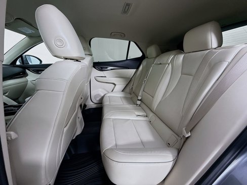 Used 2021 Buick Envision Essence w/ Technology Package I image 22