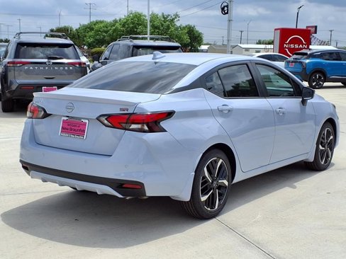 New 2025 Nissan Versa SR w/ Trunk Package image 5