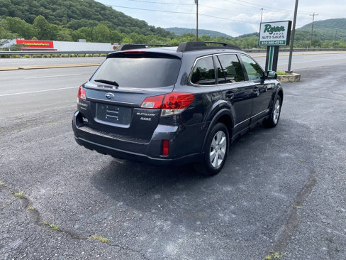 Used 2011 Subaru Outback 2.5i Premium image 6
