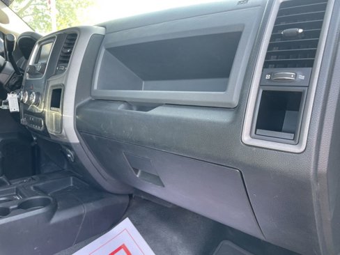 Used 2017 RAM 3500 Tradesman w/ Power & Remote Entry Group image 33