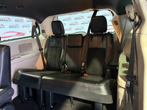 Used 2017 Dodge Grand Caravan SXT image 36