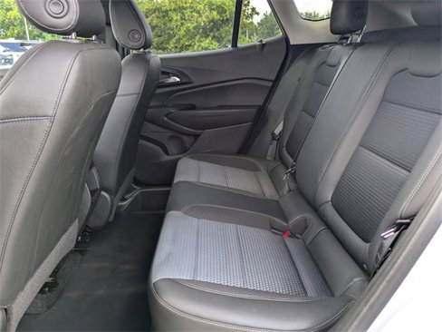 Used 2024 Chevrolet Trax LT image 13