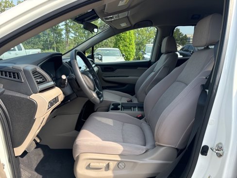 Used 2018 Honda Odyssey EX image 12