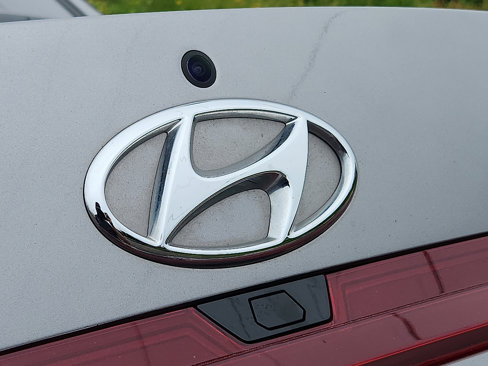Used 2023 Hyundai Elantra SEL image 28