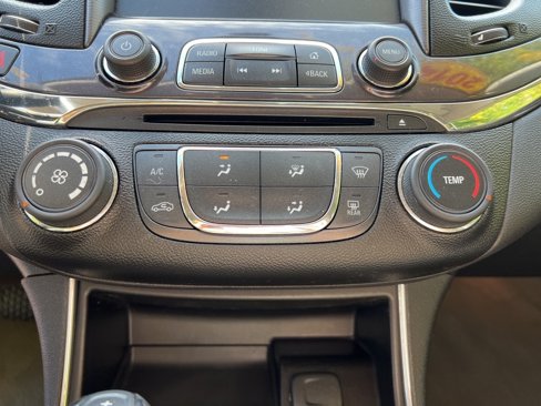 Used 2014 Chevrolet Impala LS w/ LS Convenience Package image 14