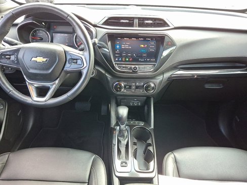 Used 2022 Chevrolet TrailBlazer ACTIV w/ Sun and Liftgate Package image 16