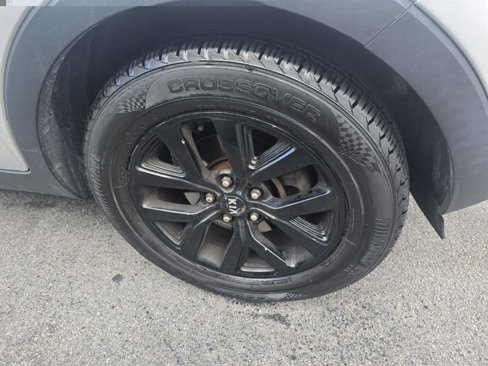 Used 2016 Kia Sportage LX image 2