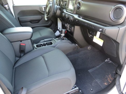New 2023 Jeep Wrangler Unlimited image 25