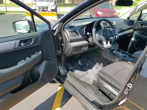 Used 2016 Subaru Outback 2.5i Premium image 13