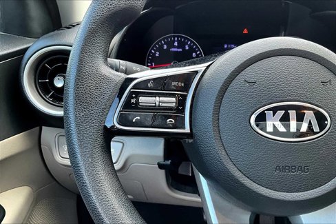 Certified 2020 Kia Forte LXS image 21