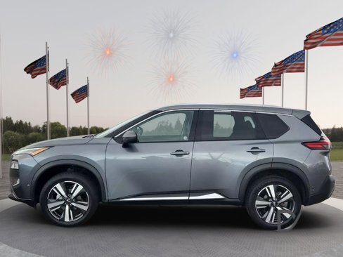 Used 2023 Nissan Rogue SL image 3