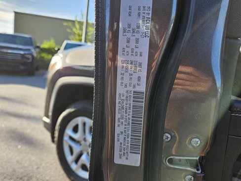 Used 2018 Jeep Compass Sport w/ Tech Group image 21