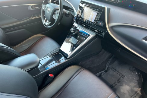 Certified 2018 Toyota Mirai image 19