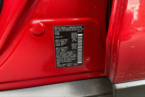 Used 2016 Nissan Rogue S image 26