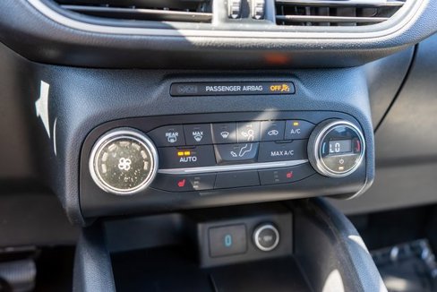 Used 2020 Ford Escape SE image 27