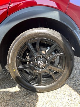 Used 2023 Nissan Kicks SR image 30
