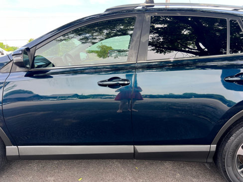 Used 2018 Toyota RAV4 XLE Premium image 34