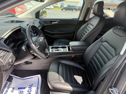 Used 2023 Ford Edge SEL image 11